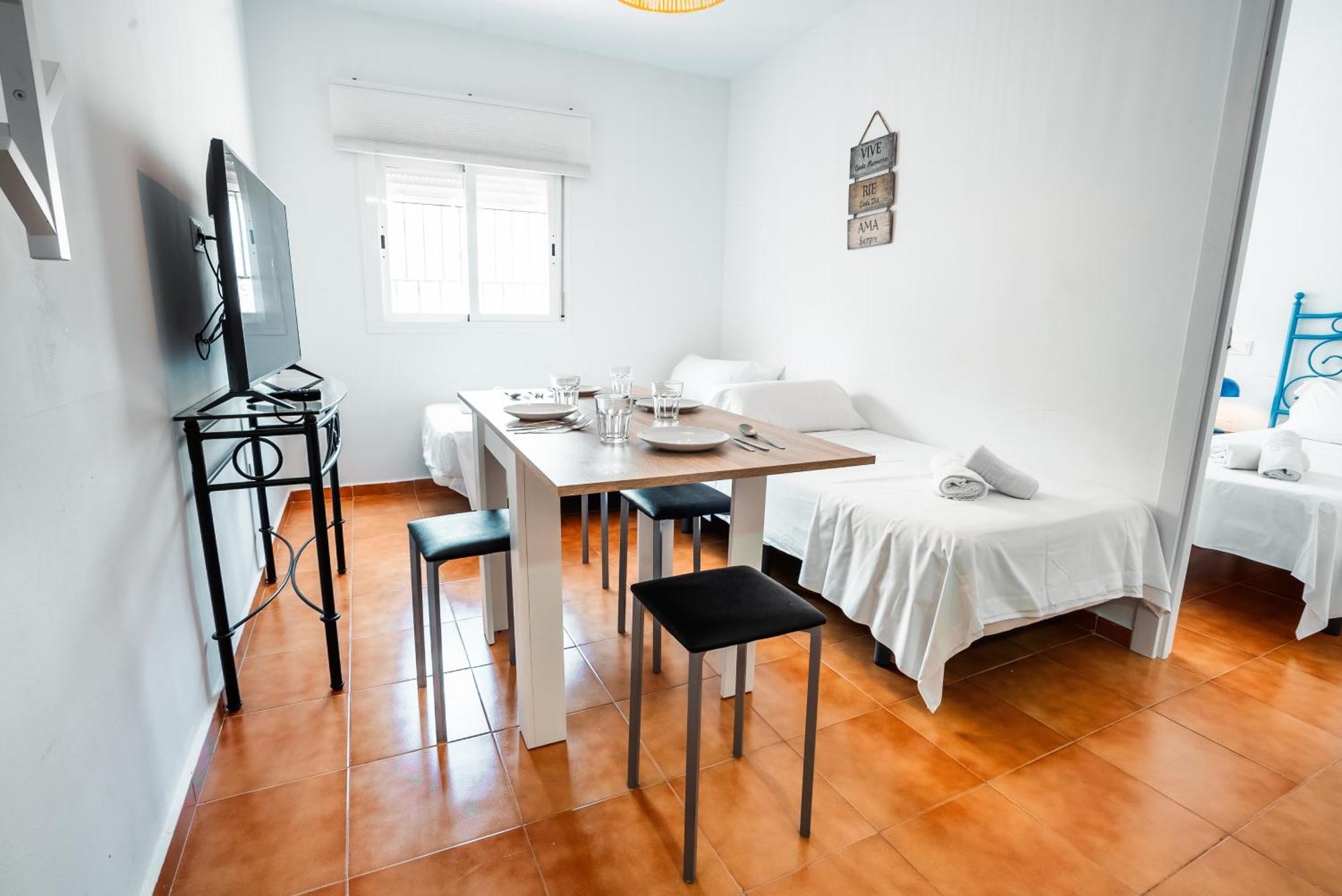 Escuela Village Marbella Esterno foto